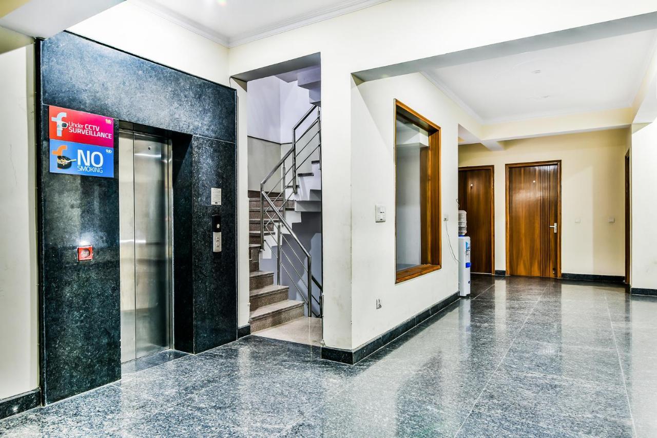 Fabhotel Merriment Noida Exterior photo